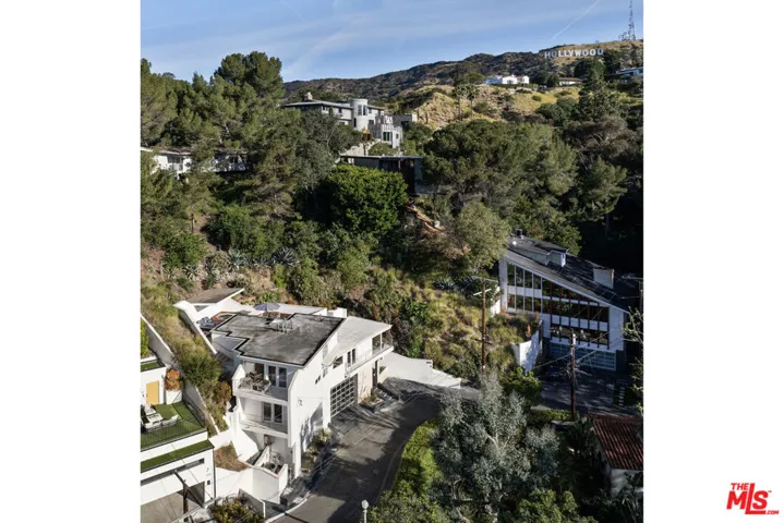 3111 Belden Drive, Los Angeles, California 90068