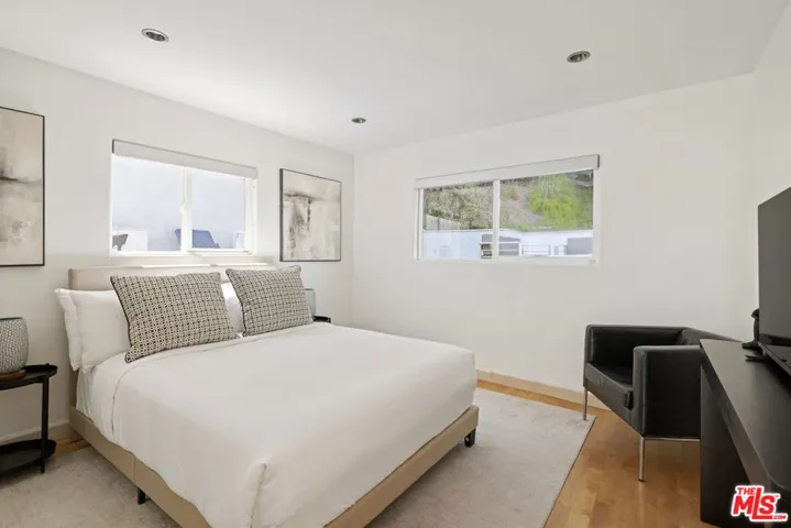 3111 Belden Drive, Los Angeles, California 90068