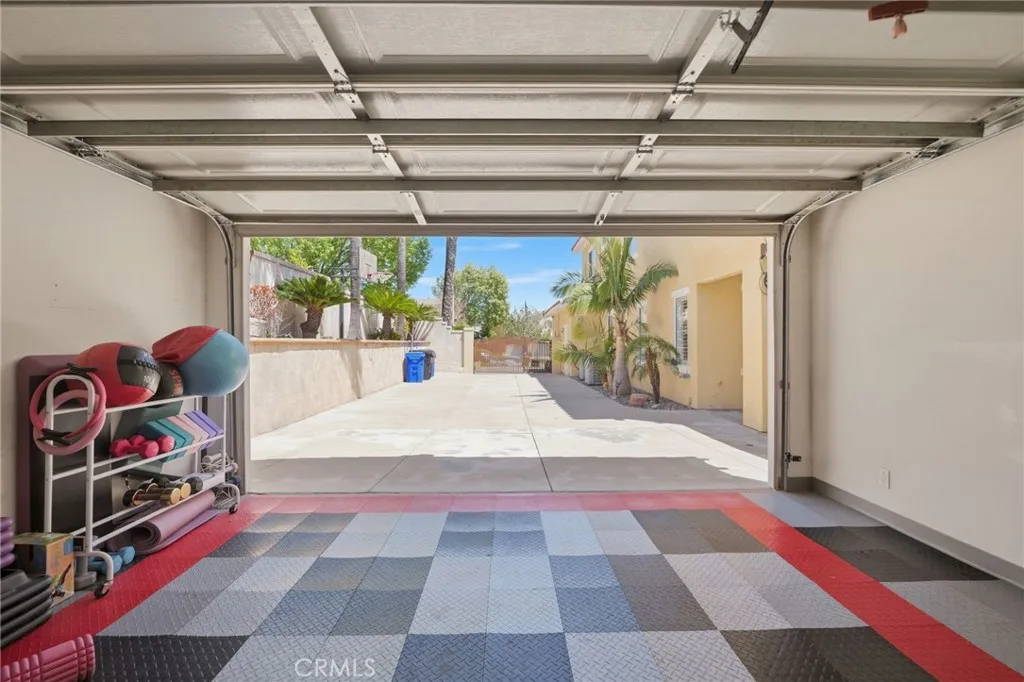 Casita/Pool House - Garage