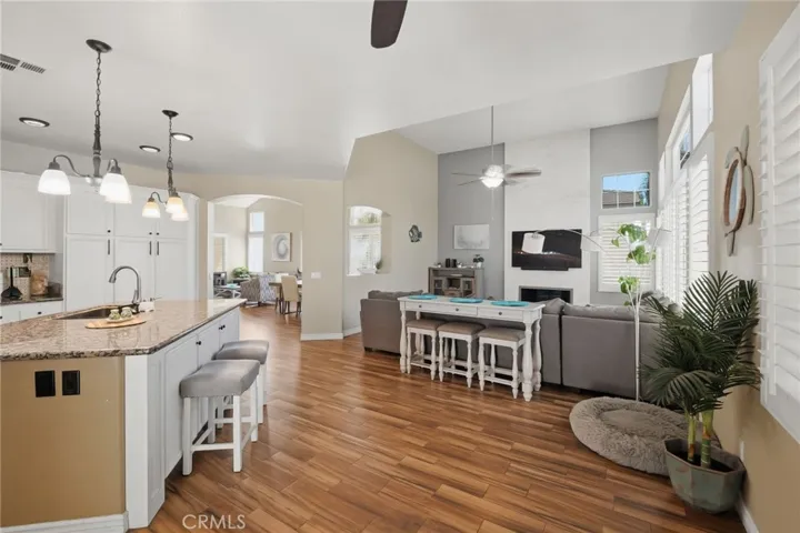 Kitchen/Family Room