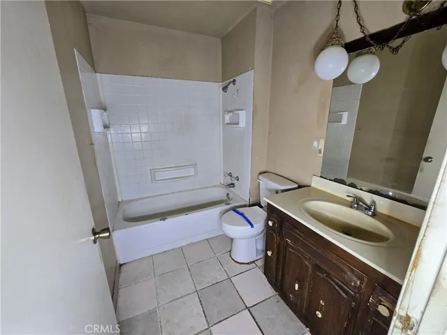 1405 Sonora, Madera, California 93638