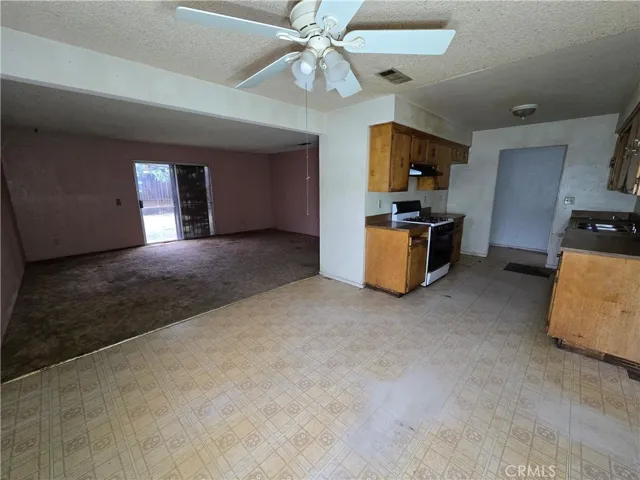 1405 Sonora, Madera, California 93638