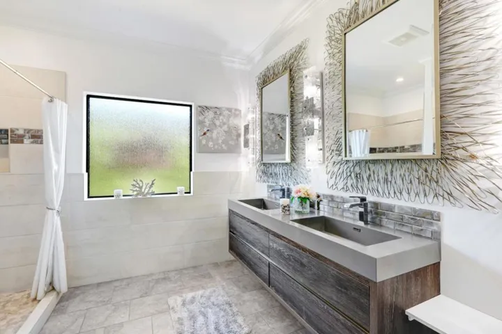 695 Quietwater, Santa Rosa, California 95404