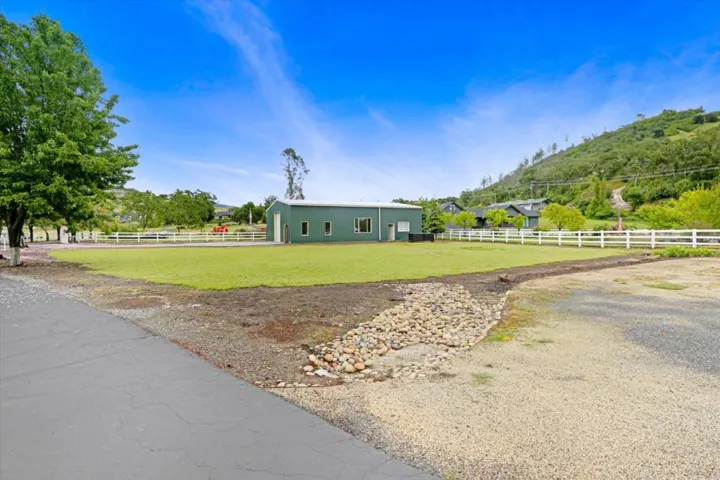 695 Quietwater, Santa Rosa, California 95404