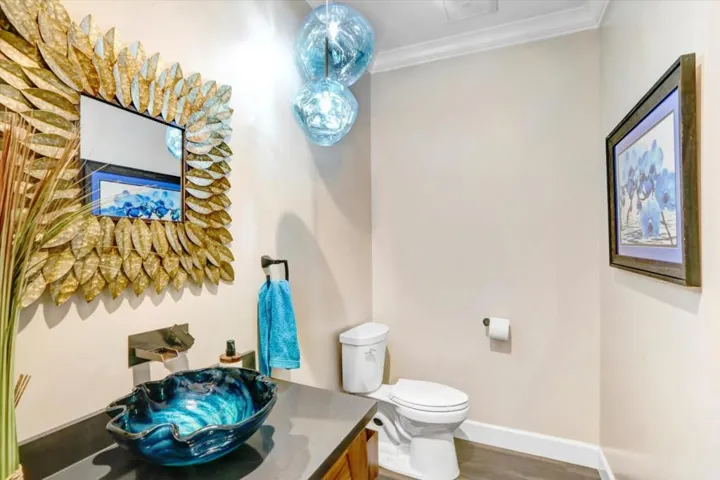 695 Quietwater, Santa Rosa, California 95404