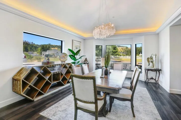 695 Quietwater, Santa Rosa, California 95404
