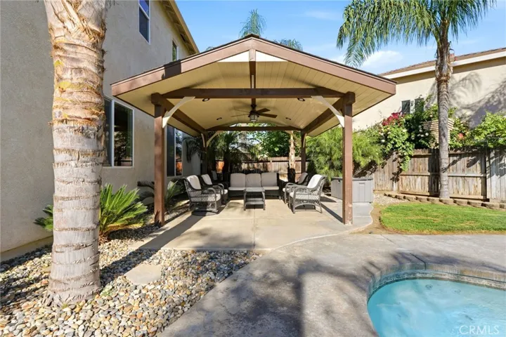 PERGOLA