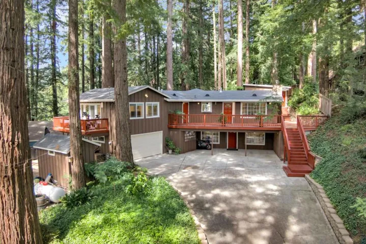 18485 Main Boulevard, Los Gatos, California 95033
