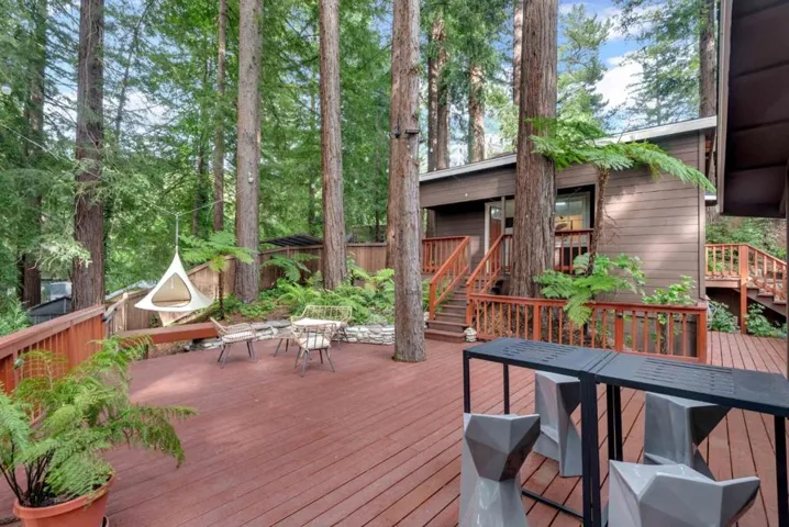 18485 Main Boulevard, Los Gatos, California 95033