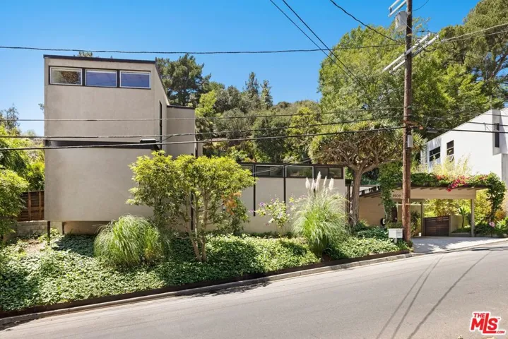 2509 Greenvalley Road, Los Angeles, California 90046