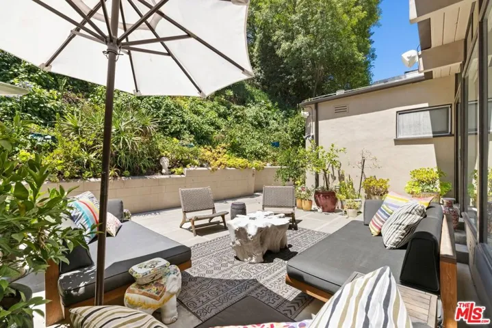 2509 Greenvalley Road, Los Angeles, California 90046