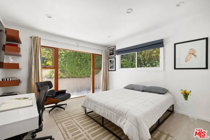 2509 Greenvalley Road, Los Angeles, California 90046