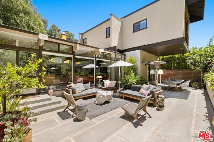 2509 Greenvalley Road, Los Angeles, California 90046