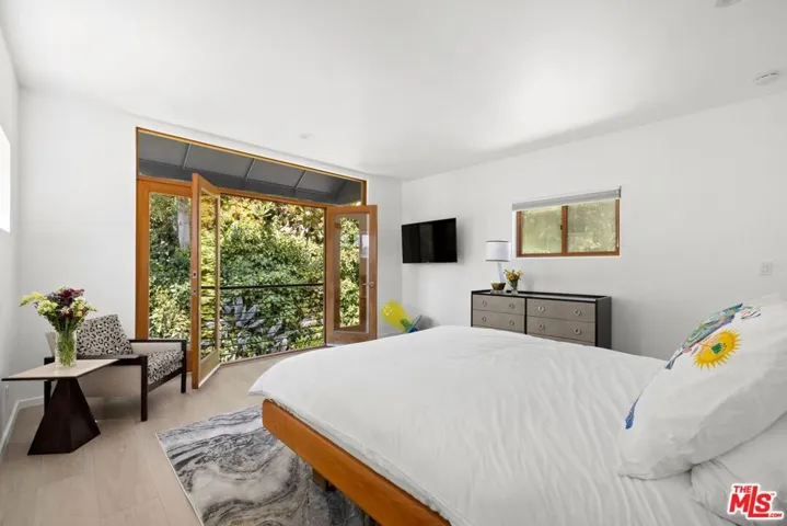 2509 Greenvalley Road, Los Angeles, California 90046