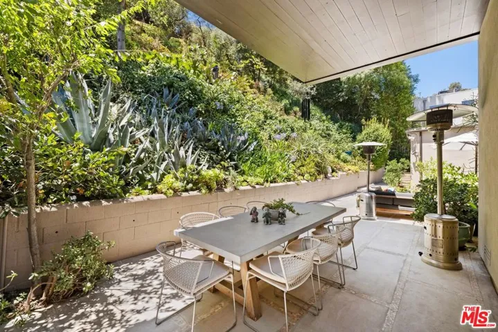 2509 Greenvalley Road, Los Angeles, California 90046