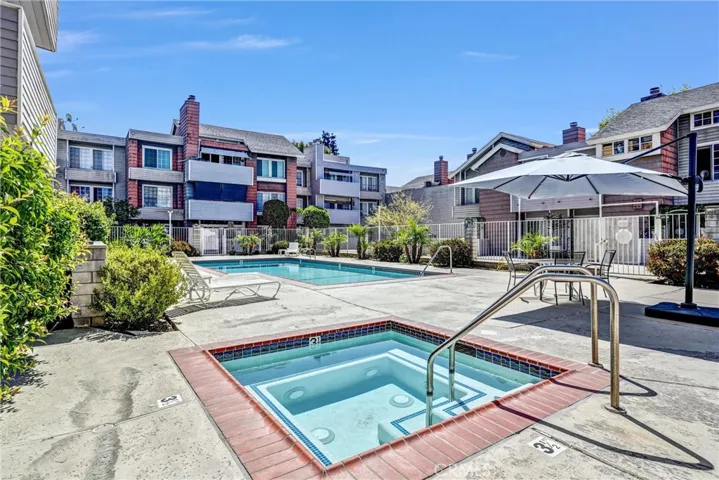 Common Area pool and hot tub