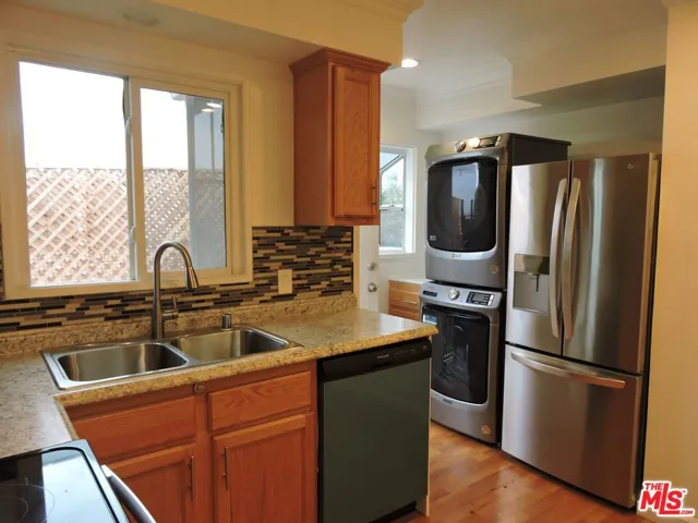 559 N Windsor Boulevard, Los Angeles, California 90004