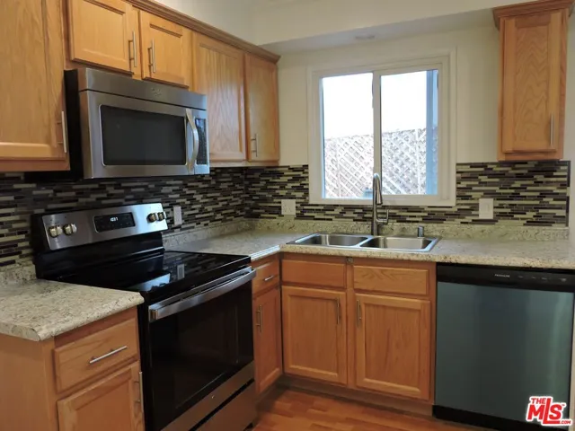 559 N Windsor Boulevard, Los Angeles, California 90004
