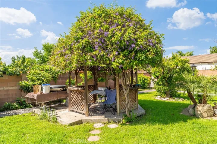 2431 S 2nd, Arcadia, California 91006