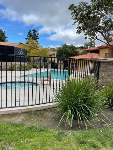Community Pool & Spa