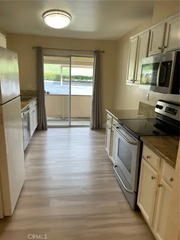 Kitchen with Granite Countertops & Stainless Appliances