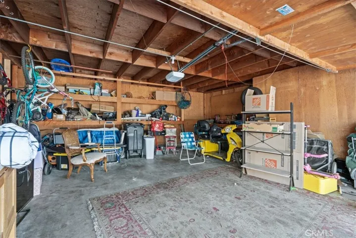 oversized 2 car garage