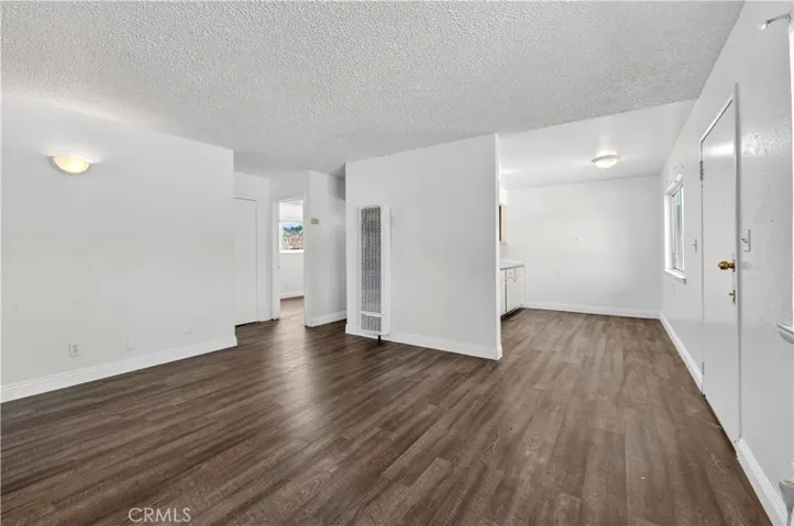 3940 E Burns, Fresno, California 93725