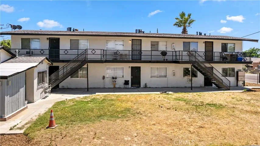 3940 E Burns, Fresno, California 93725