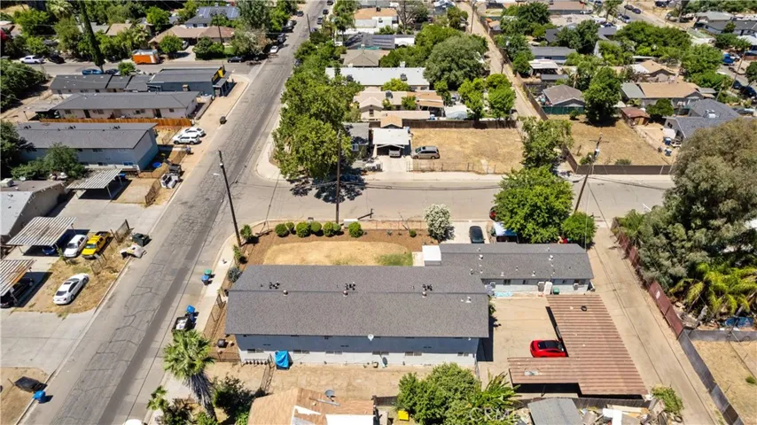3940 E Burns, Fresno, California 93725