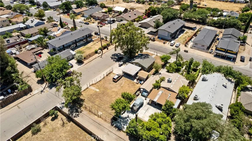 3940 E Burns, Fresno, California 93725