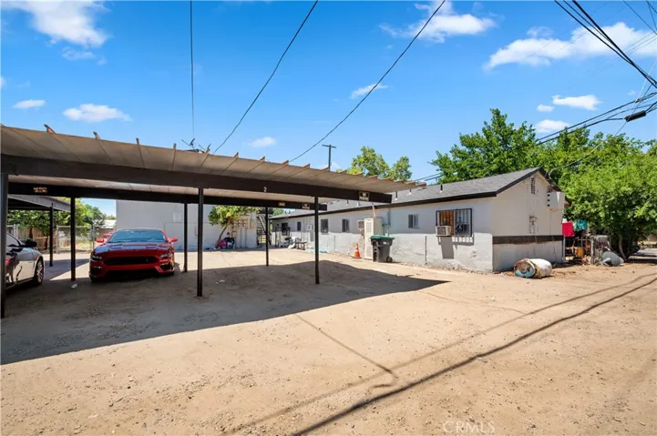 3940 E Burns, Fresno, California 93725
