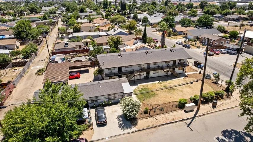 3940 E Burns, Fresno, California 93725