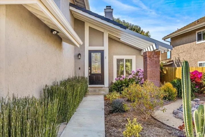 Exterior Front Entry