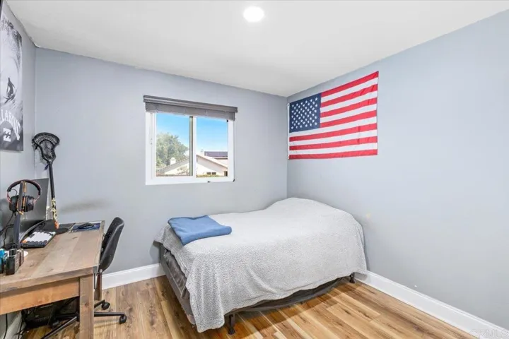 Right/East Bedroom