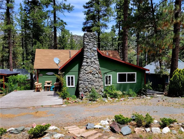1116 Lark Road, Wrightwood, California 92397