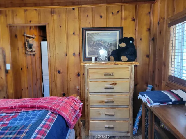 1116 Lark Road, Wrightwood, California 92397