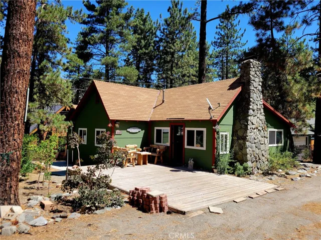 1116 Lark Road, Wrightwood, California 92397