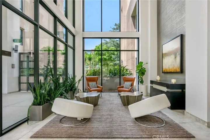 concierge lobby