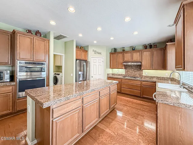 cFamily and Kitchen6