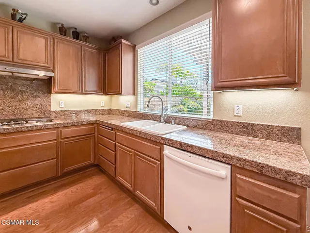cFamily and Kitchen7