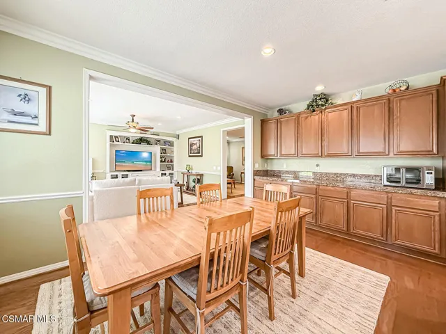 cFamily and Kitchen5
