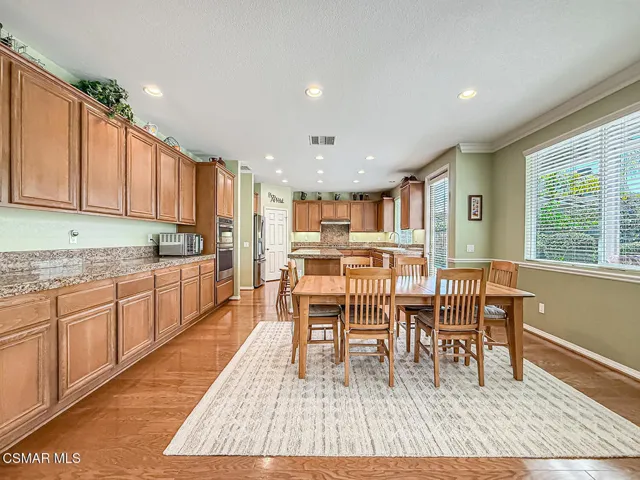 cFamily and Kitchen3