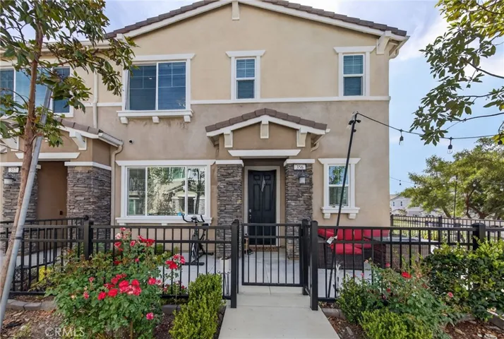 End Unit giving you privacy and more exterior space.