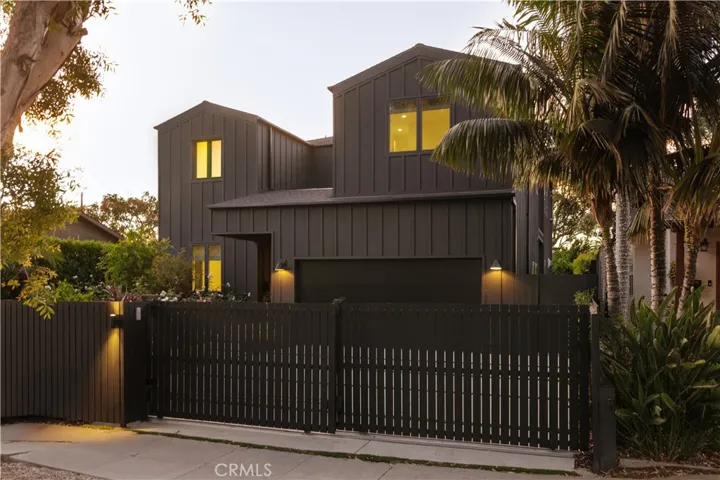 12541 Mitchell, Los Angeles, California 90066