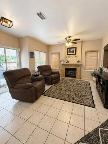 6906 Hastings, Moorpark, California 93021