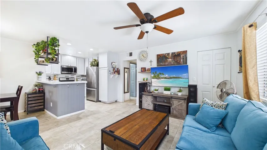 13100 Bromont Avenue 41, Sylmar, California 91342