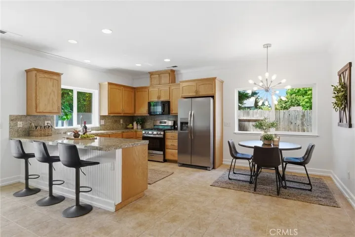 Open Kitchen to dining area