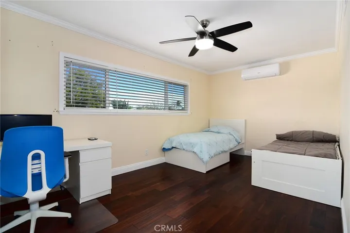 6508 Moorcroft Avenue, Woodland Hills, California 91303
