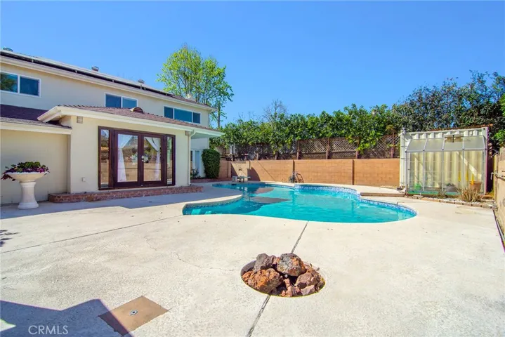 6508 Moorcroft Avenue, Woodland Hills, California 91303