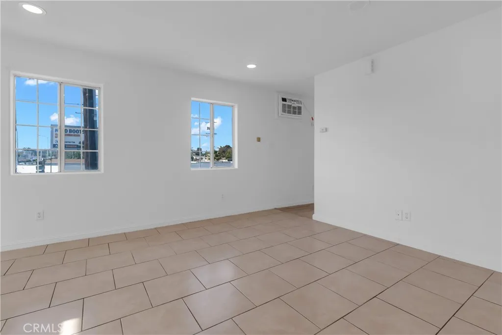 1301 E Pacific Coast, Wilmington, California 90744 — photo 4